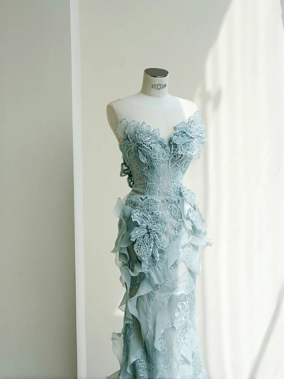 Herzförmiger Ausschnitt Meerjungfrau Tüll Pailletten Elegante Lange Ballkleider Exquisite Stickerei Applikation Schleppe Brautkleid ED02301