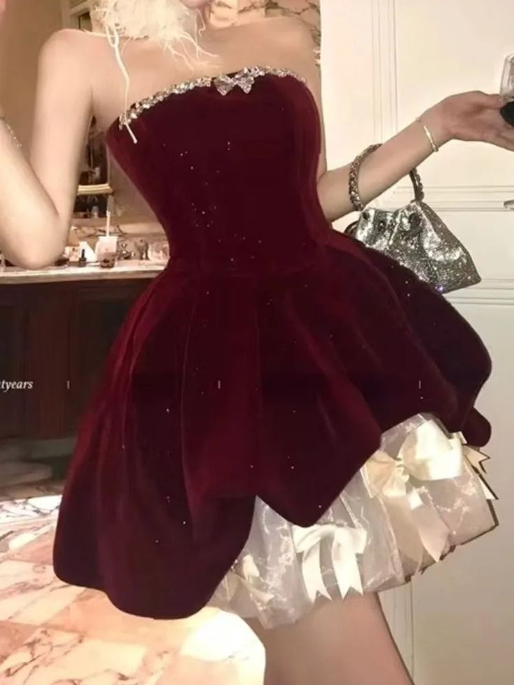 Superbe robe de bal trapèze en velours rouge, sans bretelles, en tulle, courte, avec nœud, ED02396