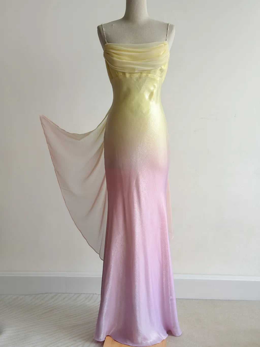 Robe de soirée sirène en satin à bretelles spaghetti, style conte de fées, dégradé jaune et rose, style vintage, ED02426