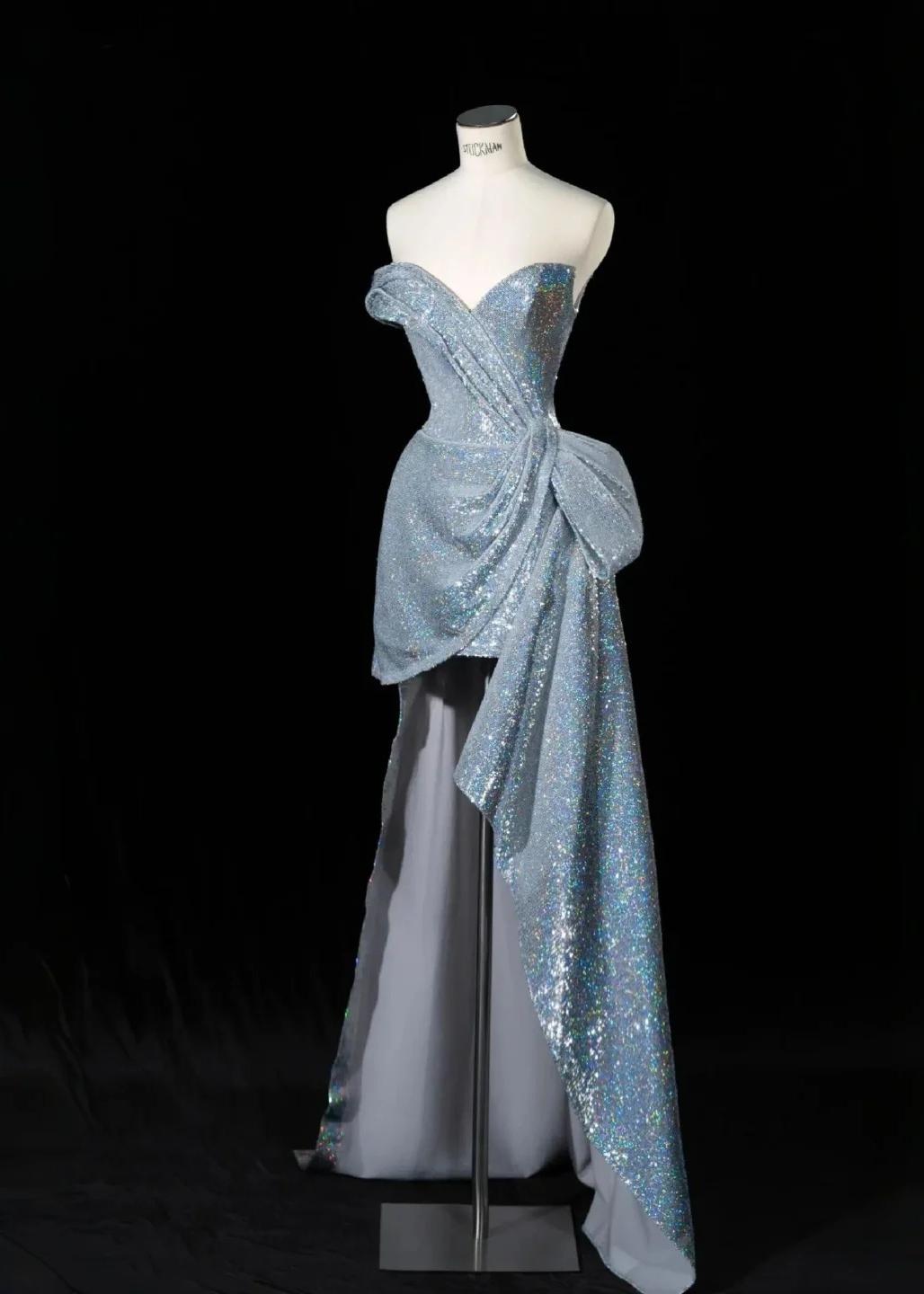 Elegant Silver Sweetheart Neck A-Line Sequins Long Prom Dresses Formal Evening Gowns ED02444