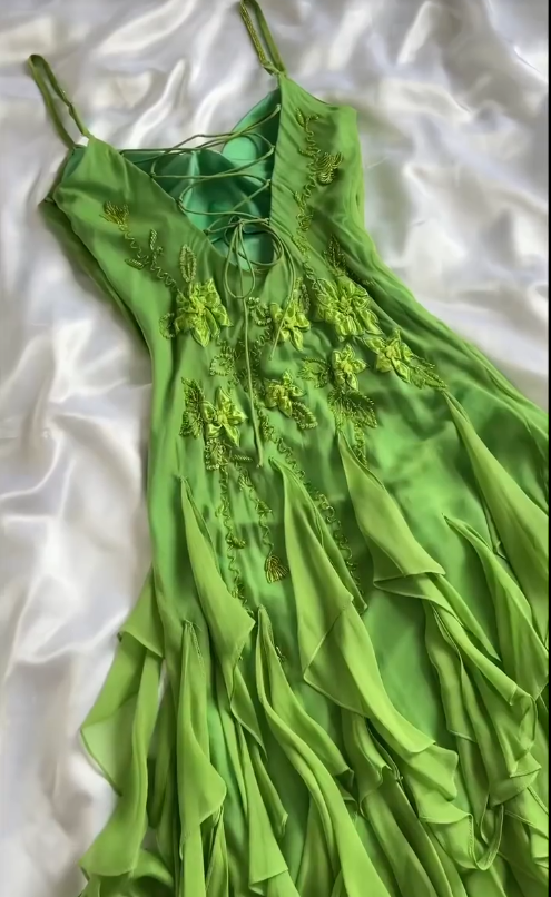 Stunning Bud Green Spaghetti Straps Bodycon Beaded Chiffon Short Prom Dresses Vintage Party Dresses with Appliques ED02485