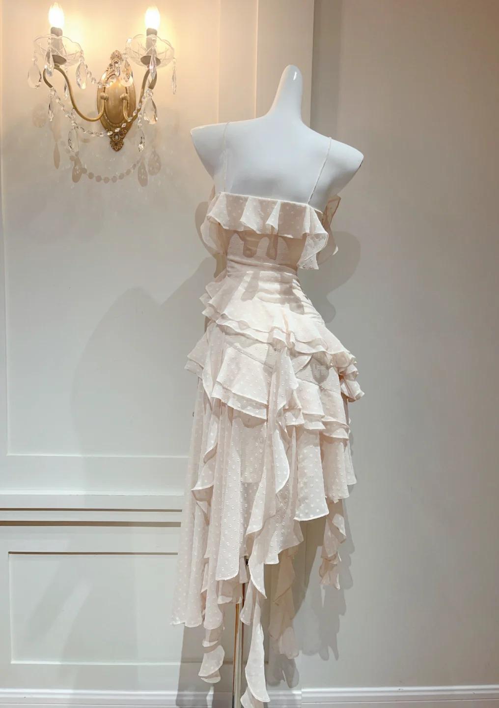 Glamouröses A-Linien-Partykleid aus Chiffon mit Spaghettiträgern und Rüschen in Hellapricot ED02529