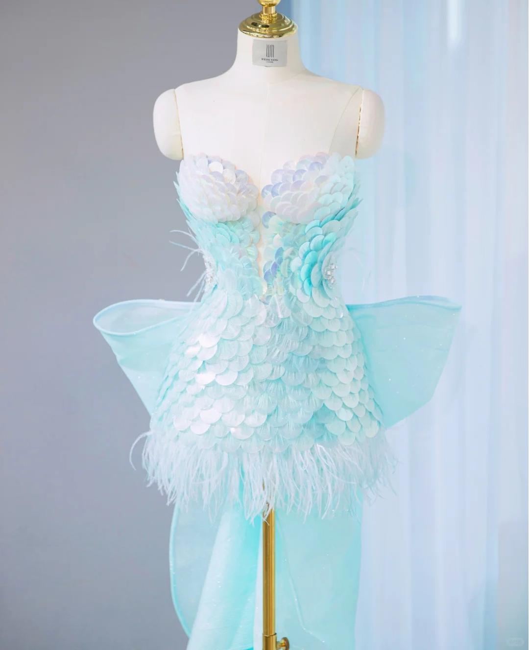 Wunderschönes dunkelolivgrünes herzförmiger Ausschnitt A-Linie Satin Tüll Kurzes Ballkleid Homecoming-Kleid ED02575