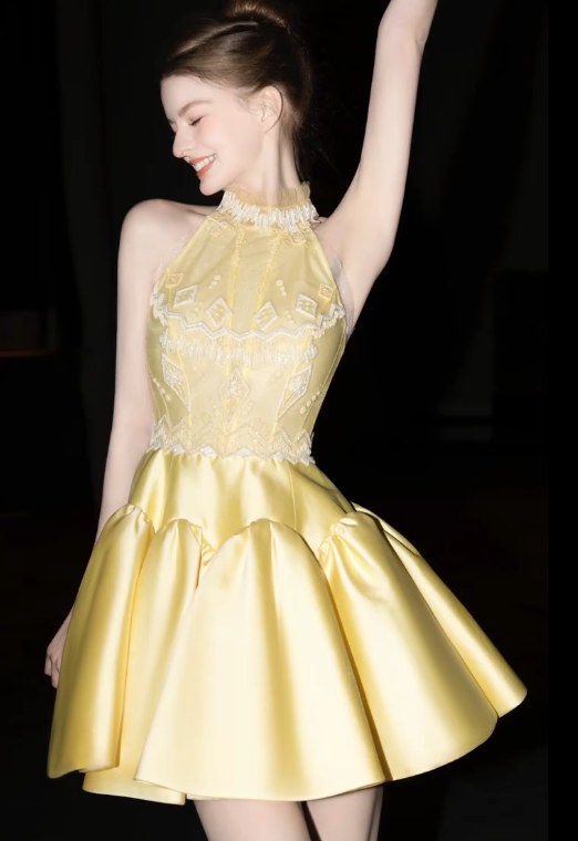 Gorgeous Butter Yellow Turtleneck A-Line Satin Short Prom Dresses Homecoming Dress ED02659