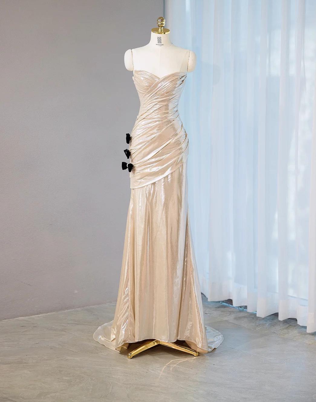Superbe robe de soirée longue en satin fuchsia, style sirène, sans bretelles, ED02613