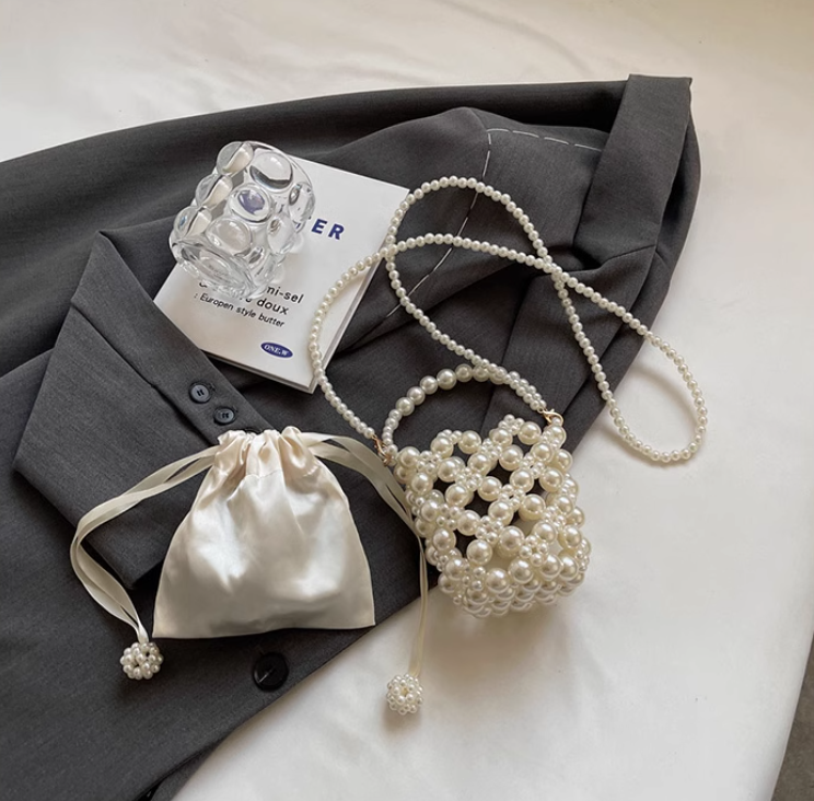 Pearl Chain Mini Crossbody Bag ED0268