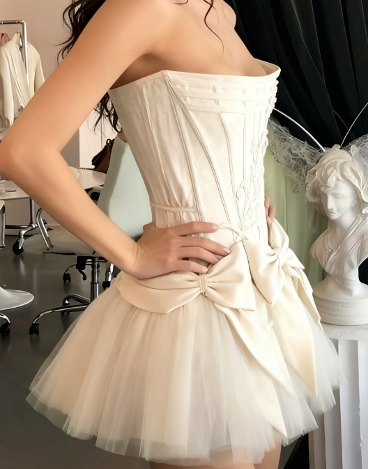 Wunderschönes dunkelolivgrünes herzförmiger Ausschnitt A-Linie Satin Tüll Kurzes Ballkleid Homecoming-Kleid ED02575