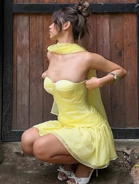 Gorgeous Butter Yellow Strapless A-Line Satin Tulle Short Prom Dresses Homecoming Dresses ED02780
