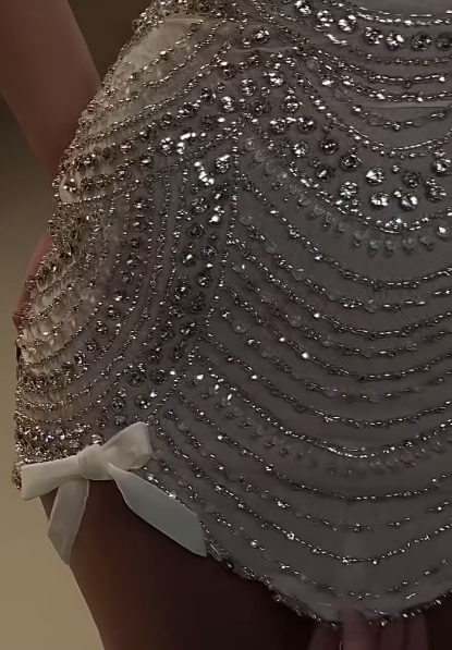 Stunning Spaghetti Straps Bodycon Beaded Short Prom Dresses Fashion Homecoming Dresses ED02793