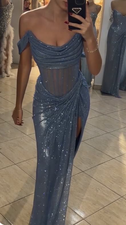 Wunderschönes dunkelolivgrünes herzförmiger Ausschnitt A-Linie Satin Tüll Kurzes Ballkleid Homecoming-Kleid ED02575