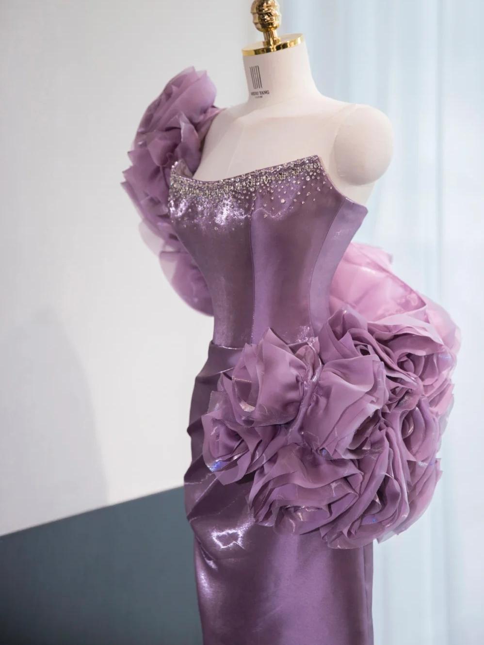 Wunderschönes dunkelolivgrünes herzförmiger Ausschnitt A-Linie Satin Tüll Kurzes Ballkleid Homecoming-Kleid ED02575