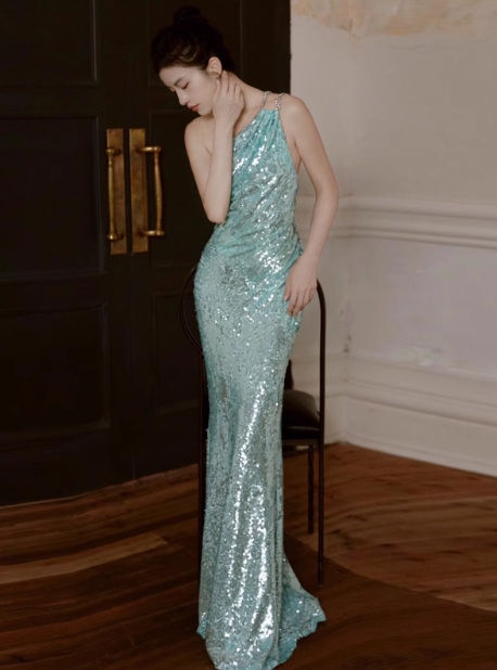 Wunderschönes dunkelolivgrünes herzförmiger Ausschnitt A-Linie Satin Tüll Kurzes Ballkleid Homecoming-Kleid ED02575