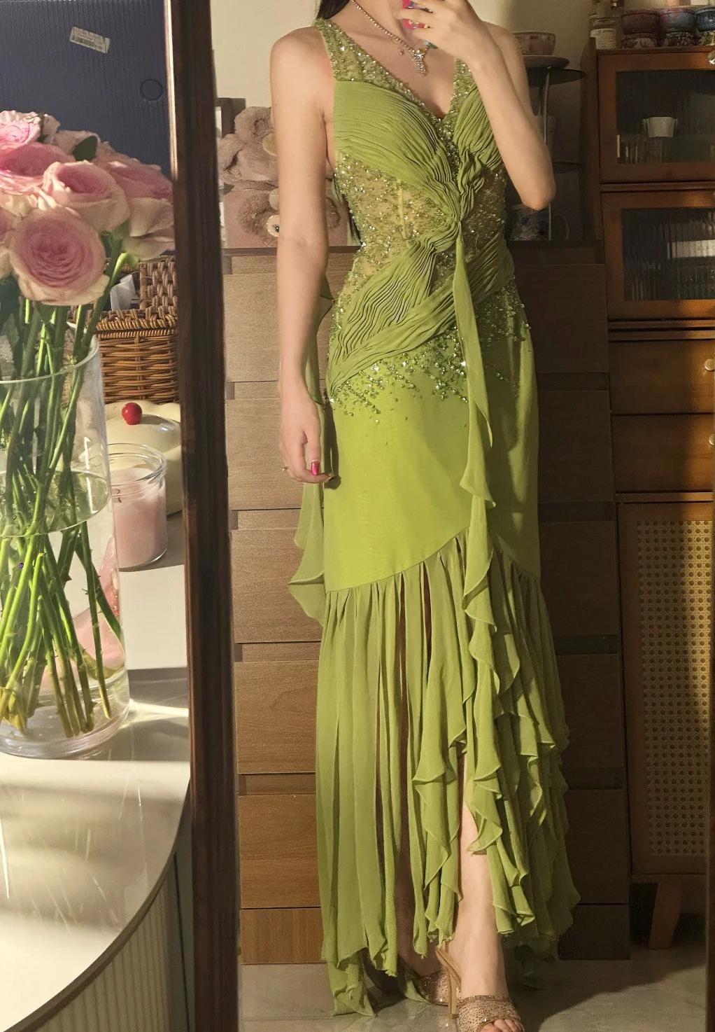Wunderschönes dunkelolivgrünes herzförmiger Ausschnitt A-Linie Satin Tüll Kurzes Ballkleid Homecoming-Kleid ED02575