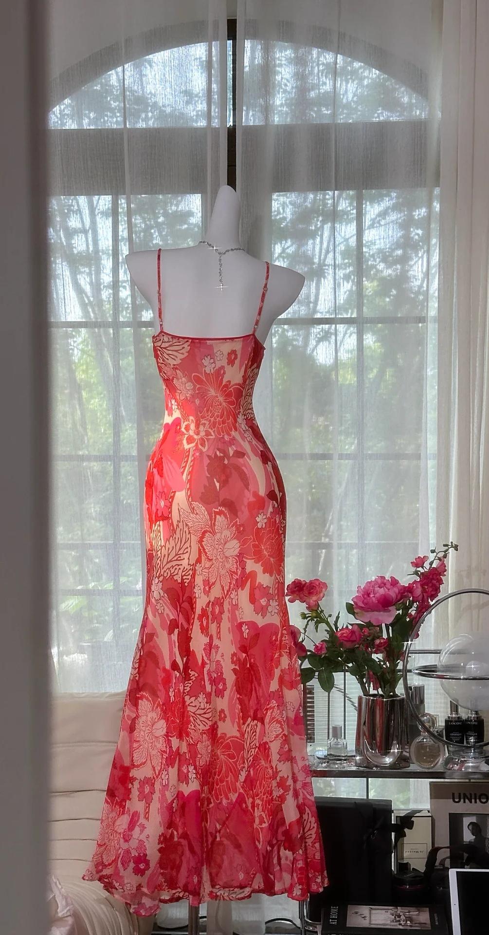 Superbe robe de soirée longue en satin fuchsia, style sirène, sans bretelles, ED02613