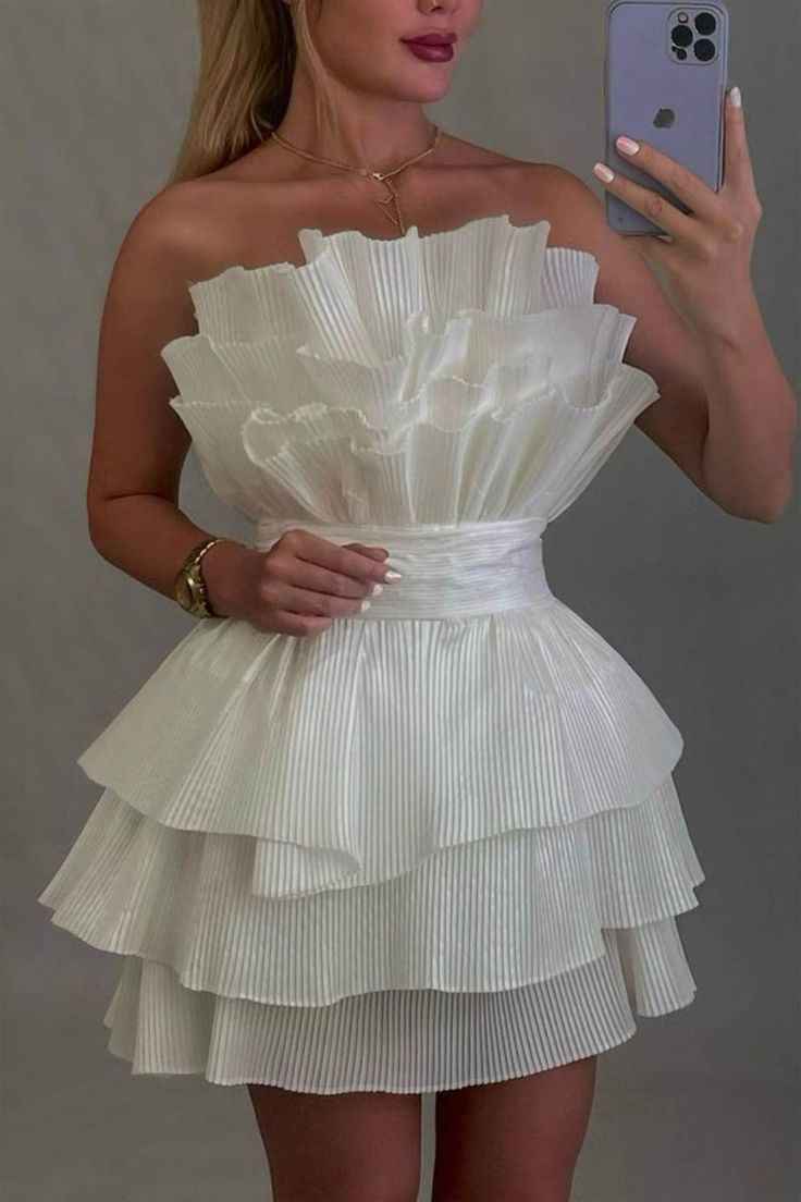 Wunderschönes dunkelolivgrünes herzförmiger Ausschnitt A-Linie Satin Tüll Kurzes Ballkleid Homecoming-Kleid ED02575