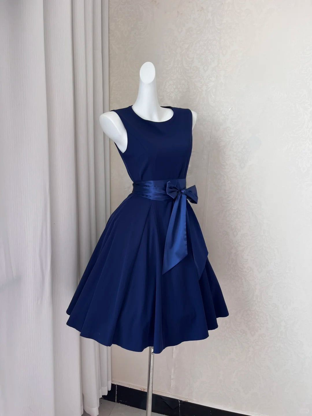 Superbe robe de soirée longue en satin fuchsia, style sirène, sans bretelles, ED02613