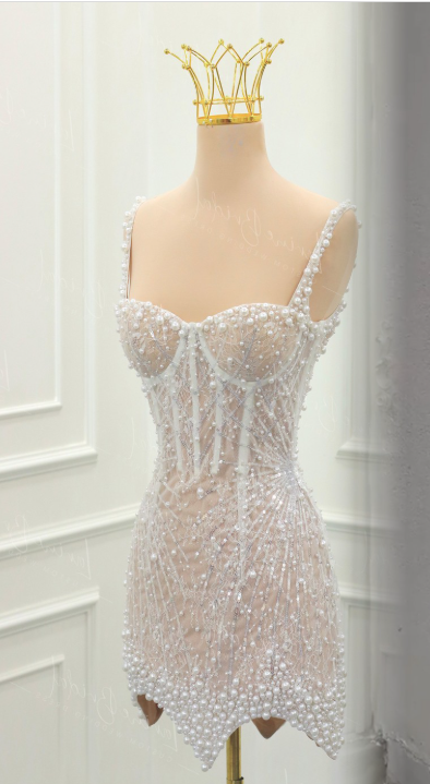 Wunderschönes dunkelolivgrünes herzförmiger Ausschnitt A-Linie Satin Tüll Kurzes Ballkleid Homecoming-Kleid ED02575