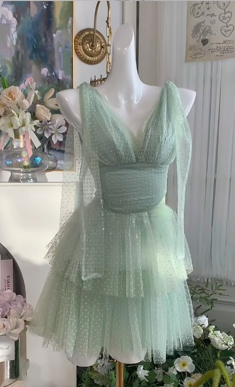 Fairy-tale Light Green V-neck A-Line Layed Tulle Short Prom Dresses Sw EvaFashionDress Fairy-tale Light Green V-neck A-Line Layed Tulle Short Prom Dresses Sw EvaFashionDress