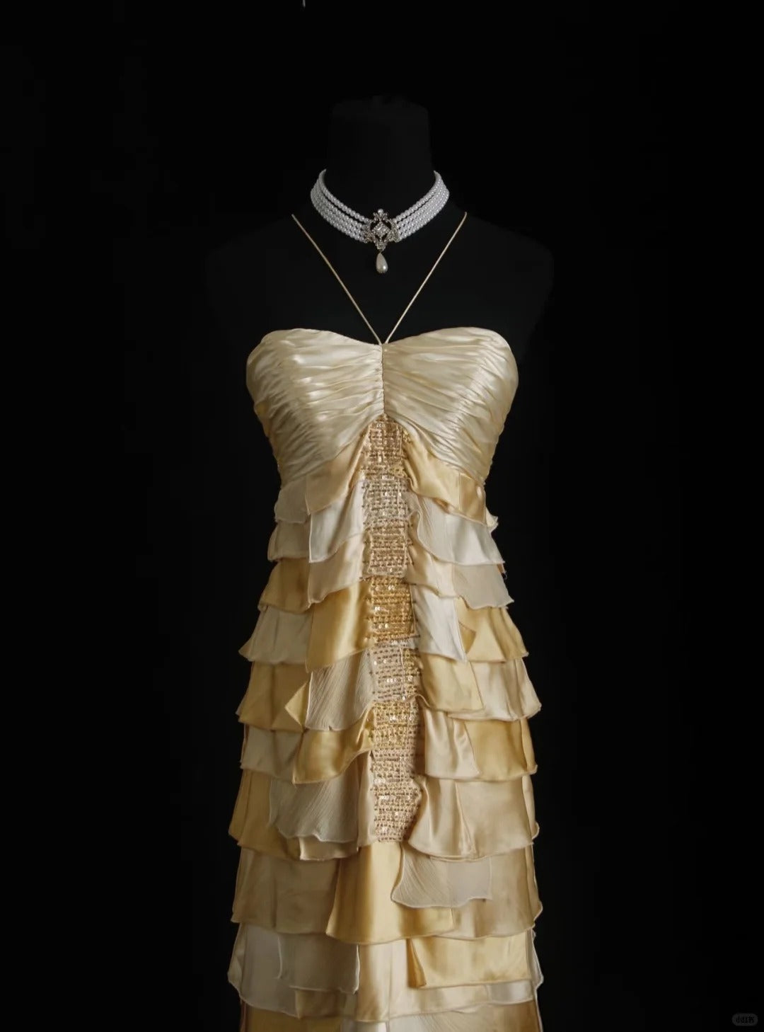 Wunderschönes dunkelolivgrünes herzförmiger Ausschnitt A-Linie Satin Tüll Kurzes Ballkleid Homecoming-Kleid ED02575