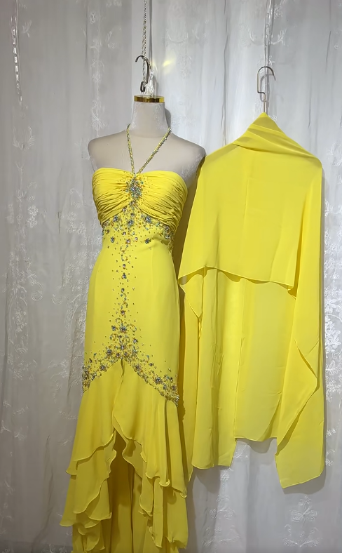 Stunning Yellow Halter Neck Sheath Chiffon Beaded Hi-Lo Prom Dresses Elegant Wedding Guest Dresses ED03031