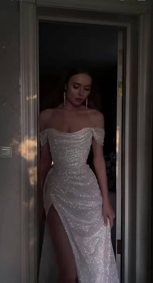 Fashion Silver Off Shoulder A-Line Sequin Long Prom Dresses Elegant Evening Gowns with Slits ED03056