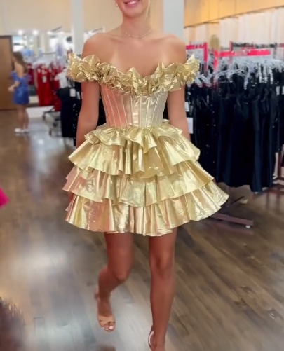 Wunderschönes dunkelolivgrünes herzförmiger Ausschnitt A-Linie Satin Tüll Kurzes Ballkleid Homecoming-Kleid ED02575