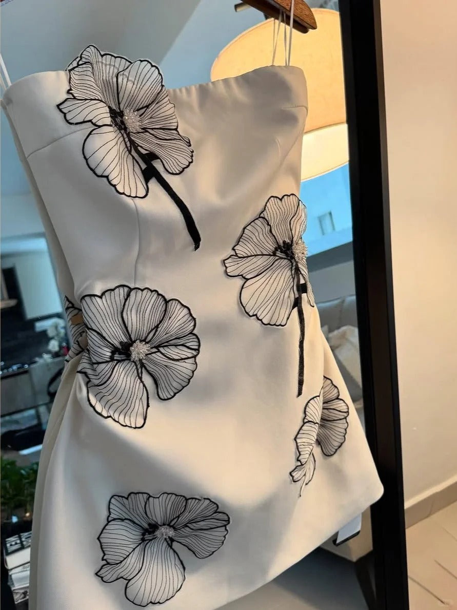 Elegant White Strapless Birthday Dresses Sheath Satin White Short Formal Dresses Fashion Party Dresses ED03086