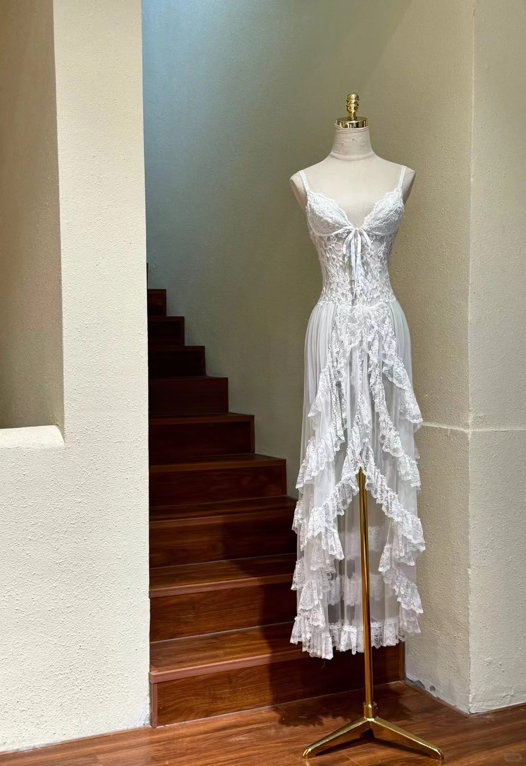 Classic White Spaghetti Straps A-Line Tulle Lace Birthday Evening Dress Vintage Formal Dress ED03091