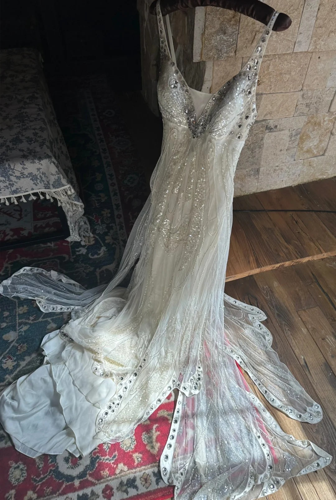 Wunderschönes dunkelolivgrünes herzförmiger Ausschnitt A-Linie Satin Tüll Kurzes Ballkleid Homecoming-Kleid ED02575