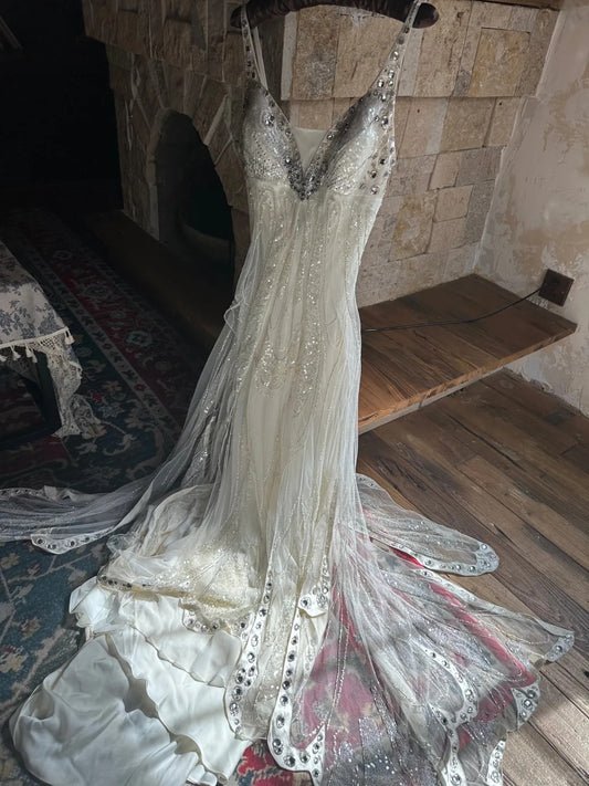 Gorgeous White V-neck A-Line Tulle Beaded Long Prom Dresses Beautiful Trailing Wedding Dress with Sequins ED03097