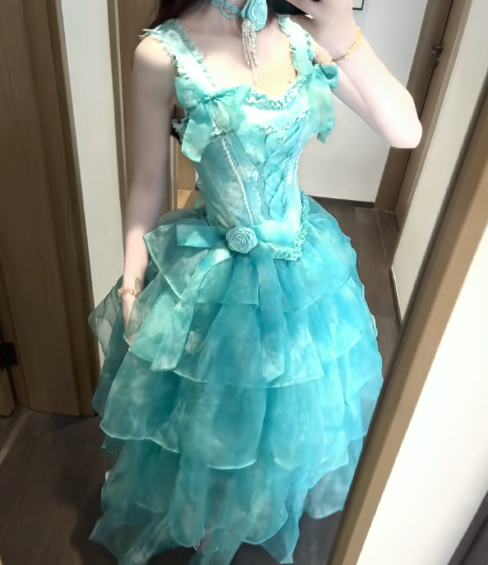 Wunderschönes dunkelolivgrünes herzförmiger Ausschnitt A-Linie Satin Tüll Kurzes Ballkleid Homecoming-Kleid ED02575