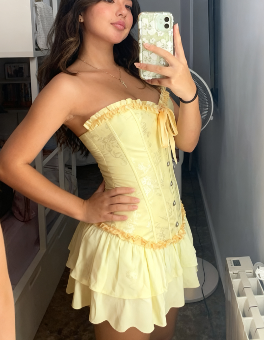 Sweet Yellow Strapless Bodycon Chiffon Satin Short Party Dress Fashion Homecoming Dress ED03127