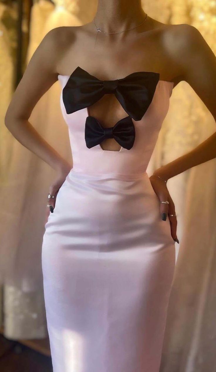 Wunderschönes dunkelolivgrünes herzförmiger Ausschnitt A-Linie Satin Tüll Kurzes Ballkleid Homecoming-Kleid ED02575