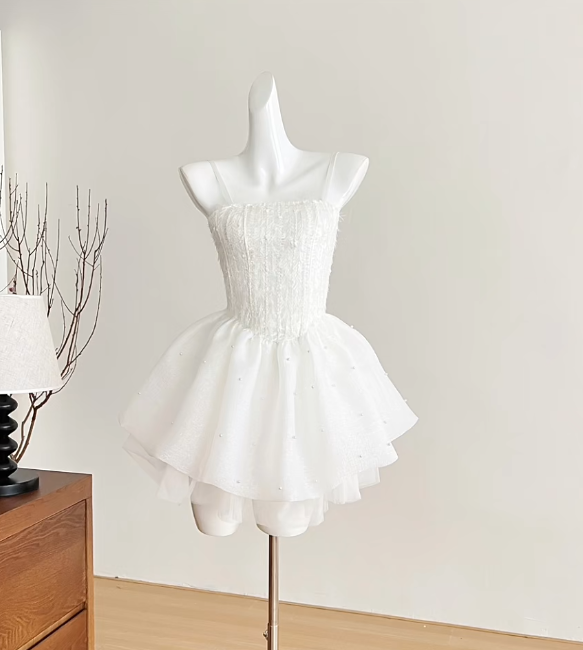 Wunderschönes dunkelolivgrünes herzförmiger Ausschnitt A-Linie Satin Tüll Kurzes Ballkleid Homecoming-Kleid ED02575
