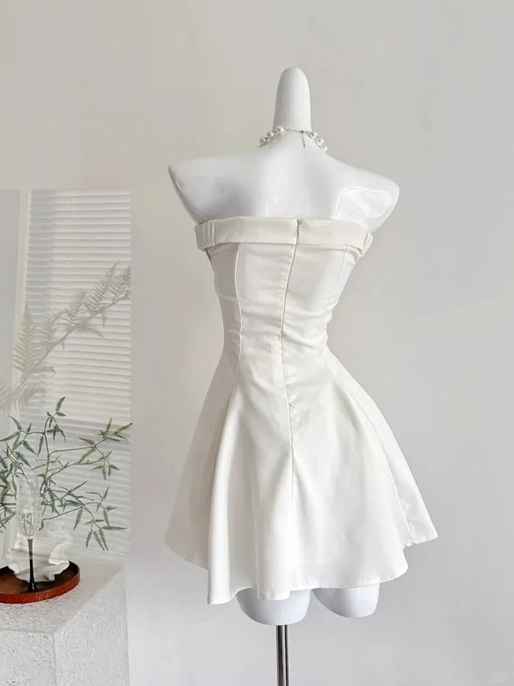 Wunderschönes dunkelolivgrünes herzförmiger Ausschnitt A-Linie Satin Tüll Kurzes Ballkleid Homecoming-Kleid ED02575