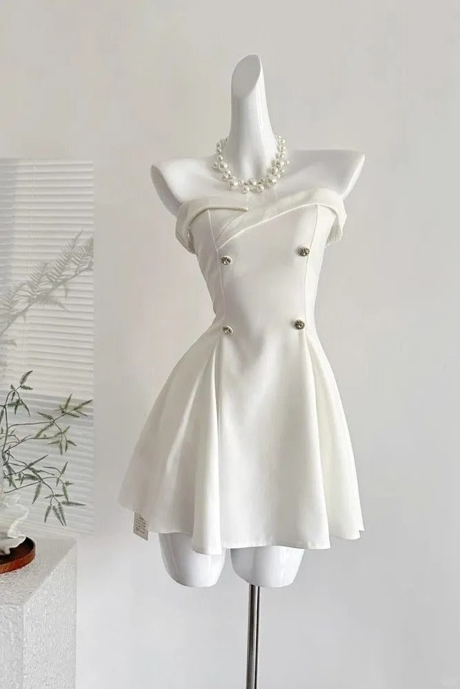 Wunderschönes dunkelolivgrünes herzförmiger Ausschnitt A-Linie Satin Tüll Kurzes Ballkleid Homecoming-Kleid ED02575