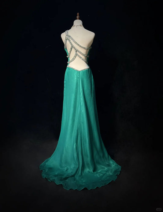 Wunderschönes dunkelolivgrünes herzförmiger Ausschnitt A-Linie Satin Tüll Kurzes Ballkleid Homecoming-Kleid ED02575