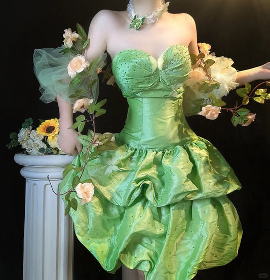 Wunderschönes dunkelolivgrünes herzförmiger Ausschnitt A-Linie Satin Tüll Kurzes Ballkleid Homecoming-Kleid ED02575