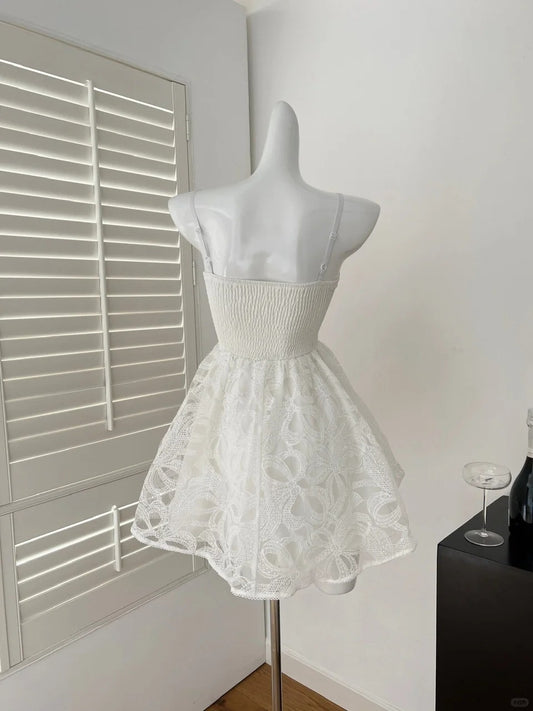 Wunderschönes dunkelolivgrünes herzförmiger Ausschnitt A-Linie Satin Tüll Kurzes Ballkleid Homecoming-Kleid ED02575
