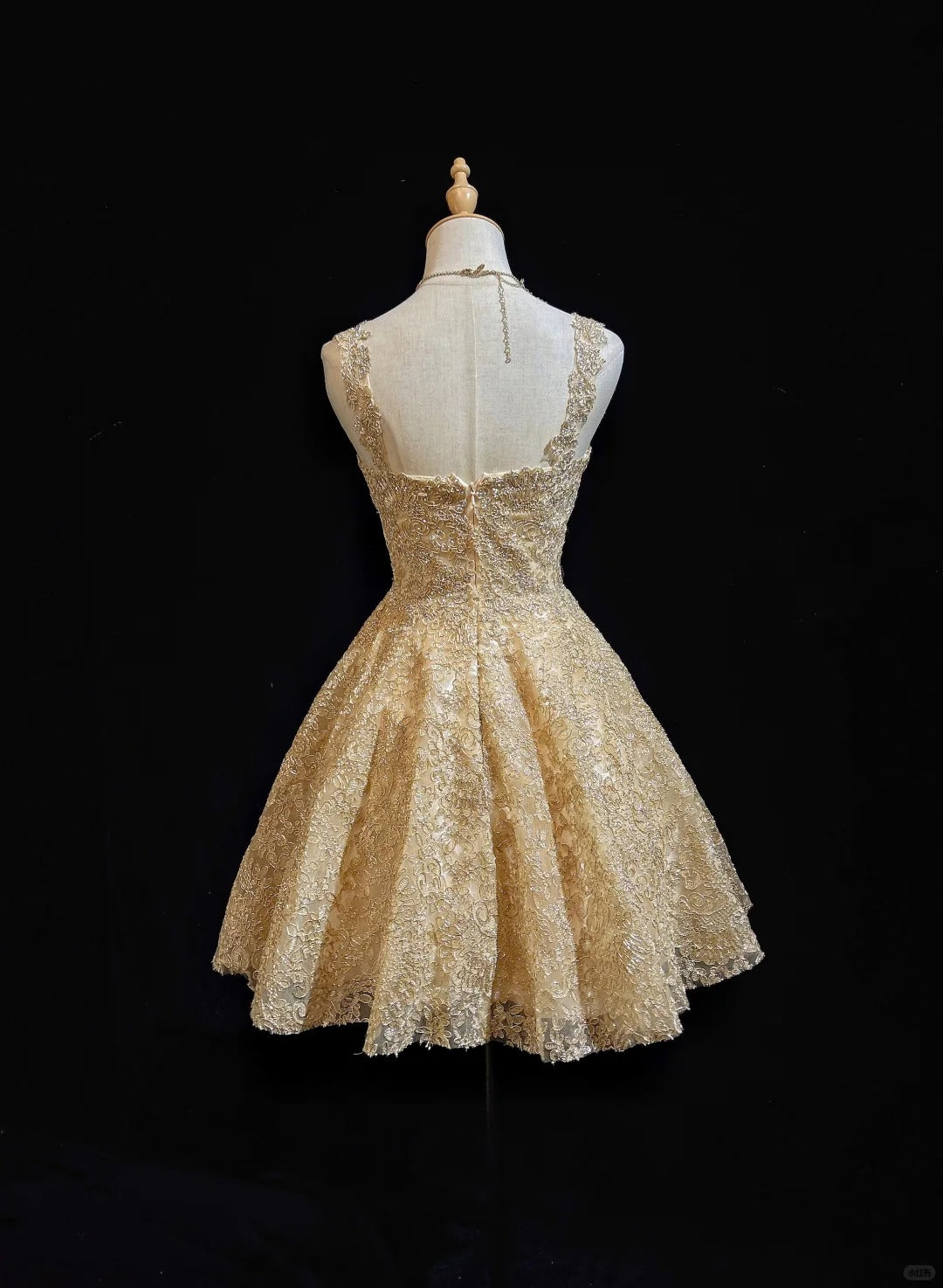 Wunderschönes dunkelolivgrünes herzförmiger Ausschnitt A-Linie Satin Tüll Kurzes Ballkleid Homecoming-Kleid ED02575