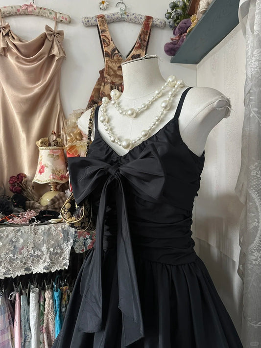 Wunderschönes dunkelolivgrünes herzförmiger Ausschnitt A-Linie Satin Tüll Kurzes Ballkleid Homecoming-Kleid ED02575