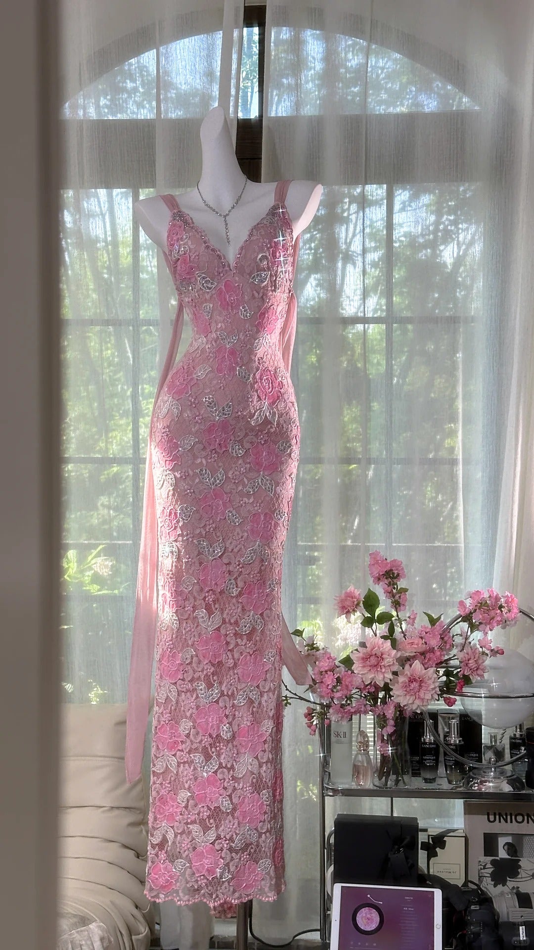 Pink V-Neck Sheath Tulle Beaded Long Prom Dresses Gorgous Backless Evening Gowns ED03258