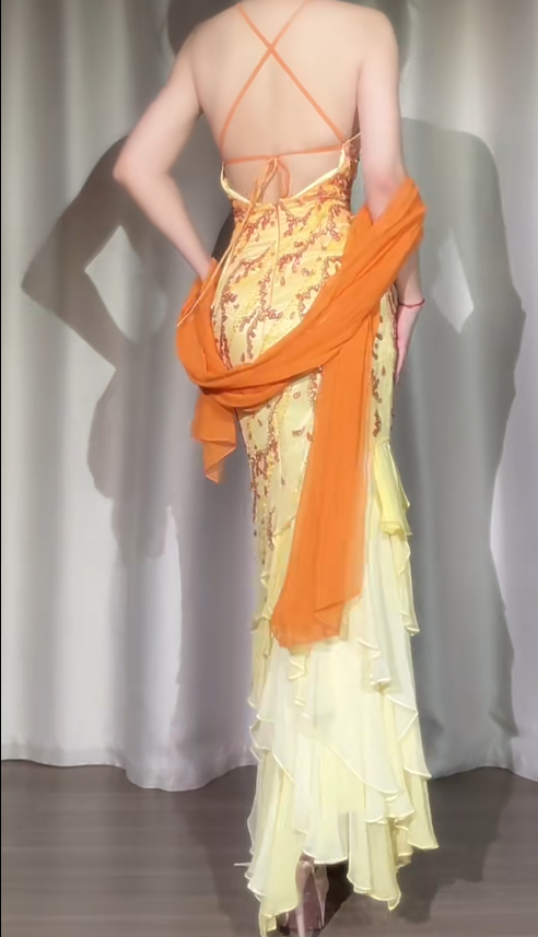 Wunderschönes dunkelolivgrünes herzförmiger Ausschnitt A-Linie Satin Tüll Kurzes Ballkleid Homecoming-Kleid ED02575