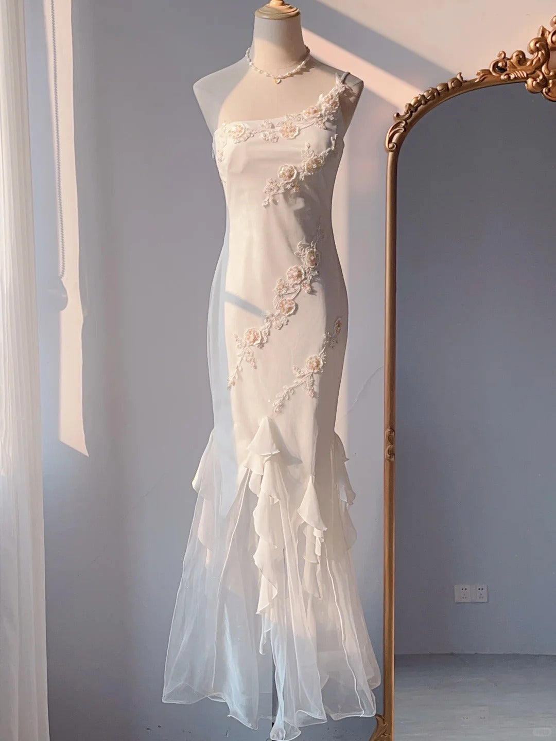 Wunderschönes dunkelolivgrünes herzförmiger Ausschnitt A-Linie Satin Tüll Kurzes Ballkleid Homecoming-Kleid ED02575