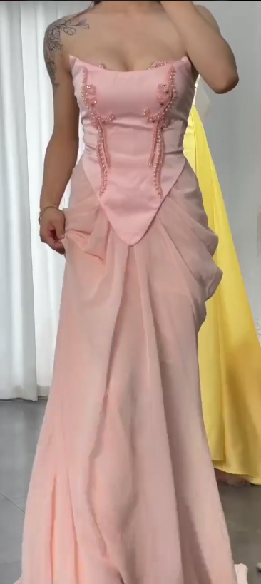 Superbe robe de soirée longue en satin fuchsia, style sirène, sans bretelles, ED02613