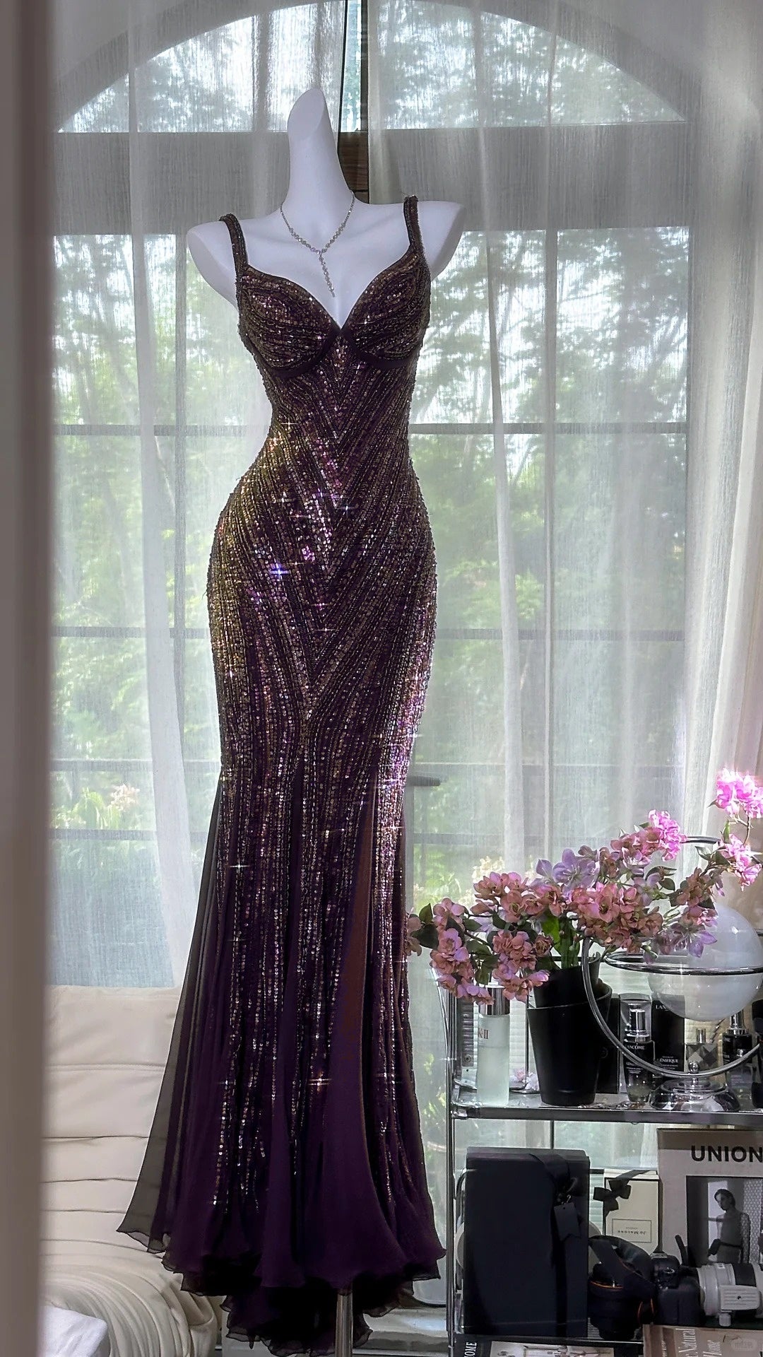 Superbe robe de soirée longue en satin fuchsia, style sirène, sans bretelles, ED02613