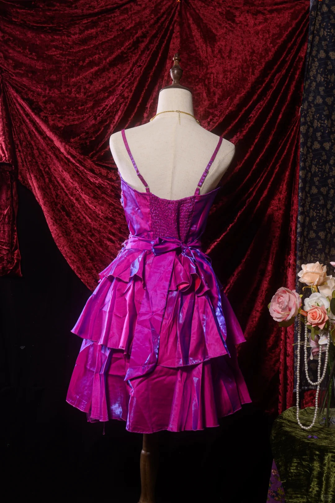 Wunderschönes dunkelolivgrünes herzförmiger Ausschnitt A-Linie Satin Tüll Kurzes Ballkleid Homecoming-Kleid ED02575