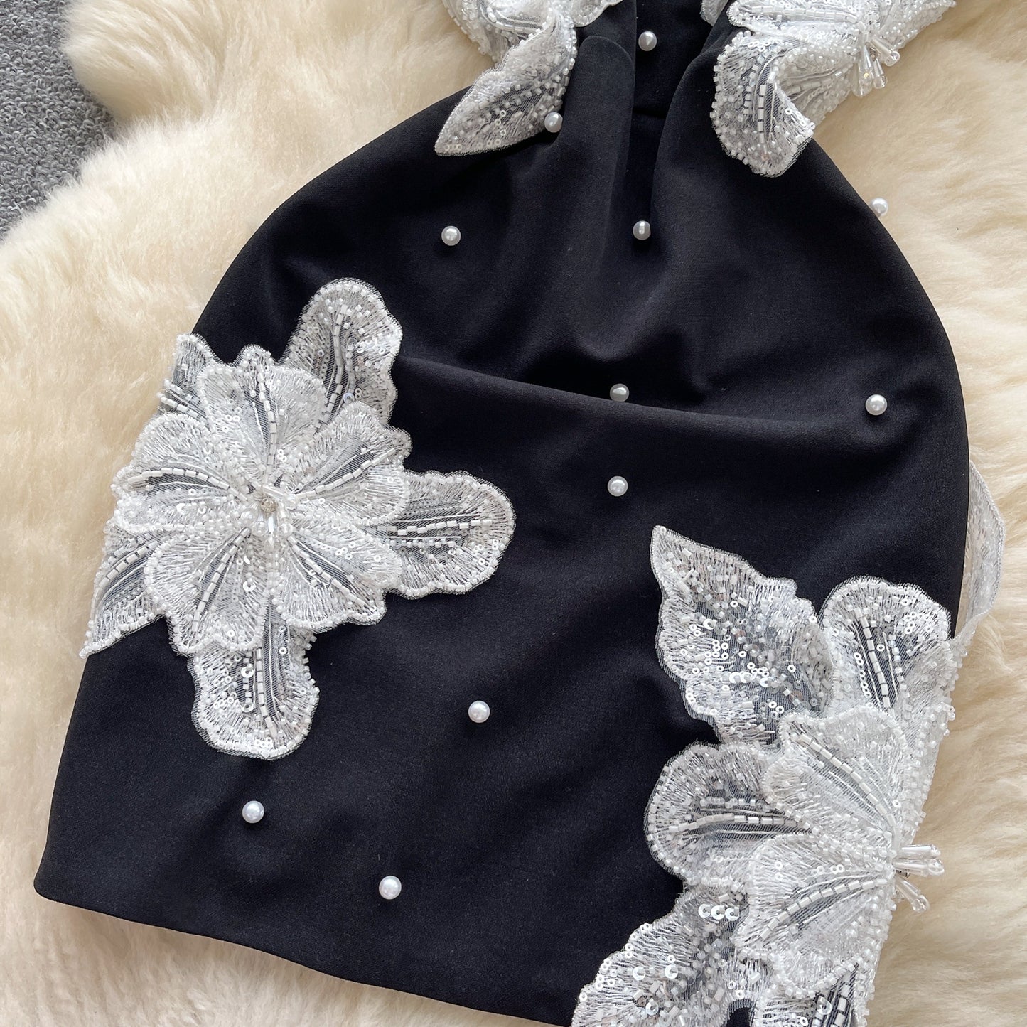 Wunderschönes dunkelolivgrünes herzförmiger Ausschnitt A-Linie Satin Tüll Kurzes Ballkleid Homecoming-Kleid ED02575