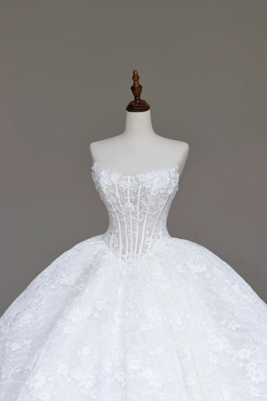Wunderschönes dunkelolivgrünes herzförmiger Ausschnitt A-Linie Satin Tüll Kurzes Ballkleid Homecoming-Kleid ED02575