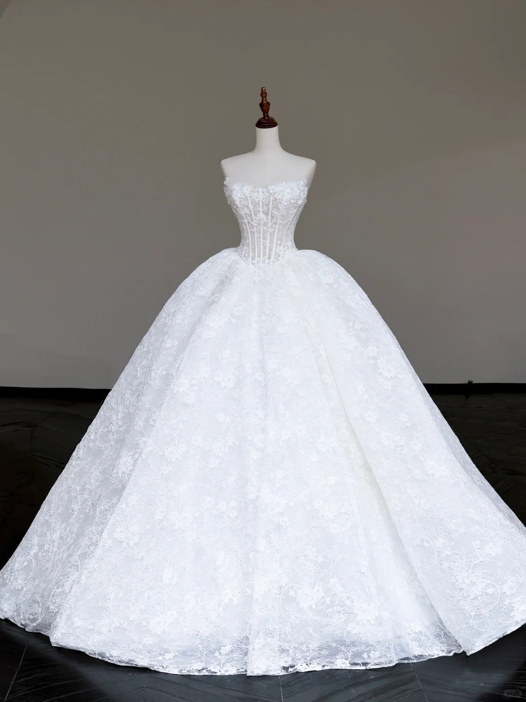 Wunderschönes dunkelolivgrünes herzförmiger Ausschnitt A-Linie Satin Tüll Kurzes Ballkleid Homecoming-Kleid ED02575